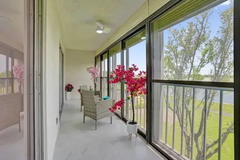 7146 Huntington Lane Delray Beach FL 33446