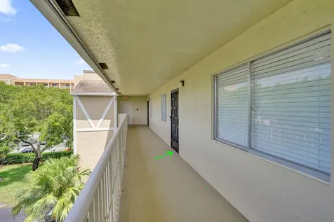 7146 Huntington Lane Delray Beach FL 33446