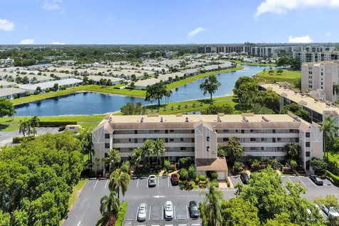 7146 Huntington Lane Delray Beach FL 33446