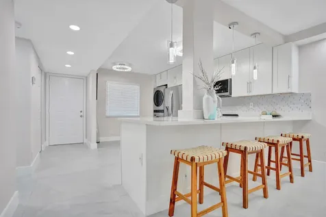 7146 Huntington Lane Delray Beach FL 33446