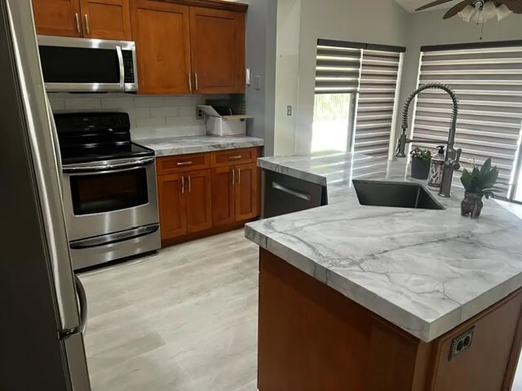 6063 Sunberry Circle Boynton Beach FL 33437