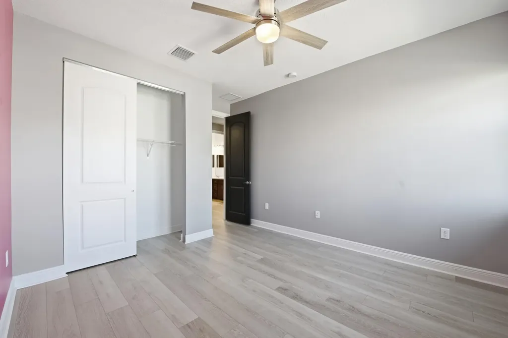 3791 NW 87th Way Coral Springs FL 33065