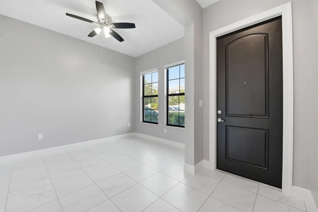3791 NW 87th Way Coral Springs FL 33065