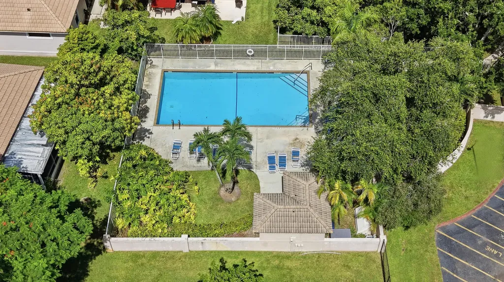 3791 NW 87th Way Coral Springs FL 33065
