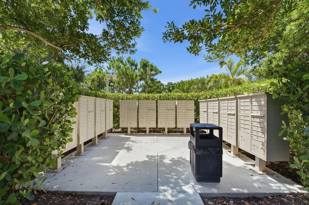 3791 NW 87th Way Coral Springs FL 33065