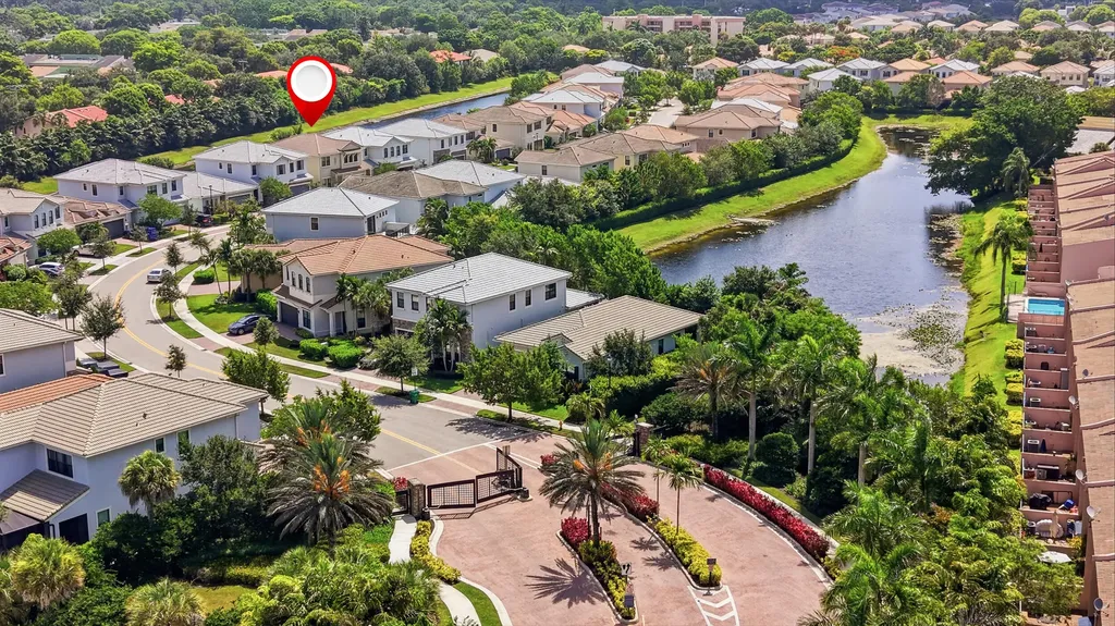 3791 NW 87th Way Coral Springs FL 33065