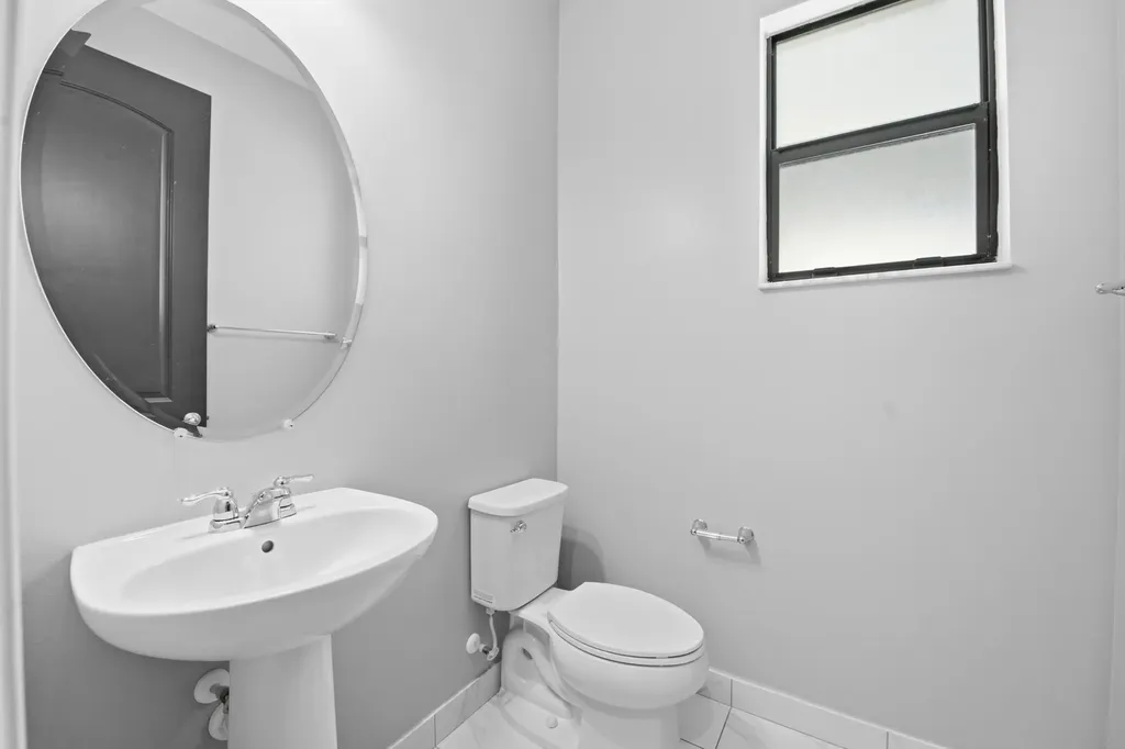 3791 NW 87th Way Coral Springs FL 33065