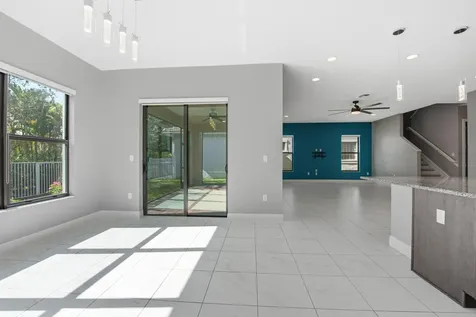 3791 NW 87th Way Coral Springs FL 33065