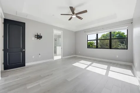 3791 NW 87th Way Coral Springs FL 33065