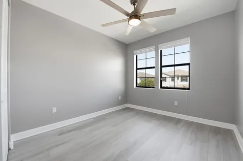 3791 NW 87th Way Coral Springs FL 33065