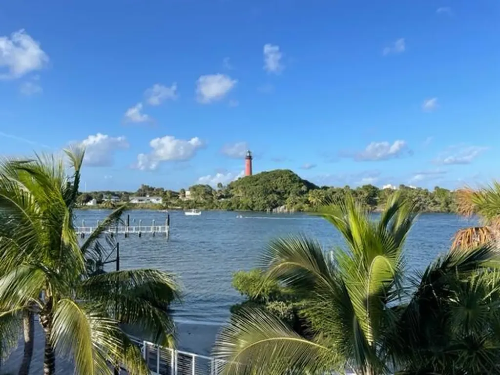 3008 Fairway Drive N Jupiter FL 33477