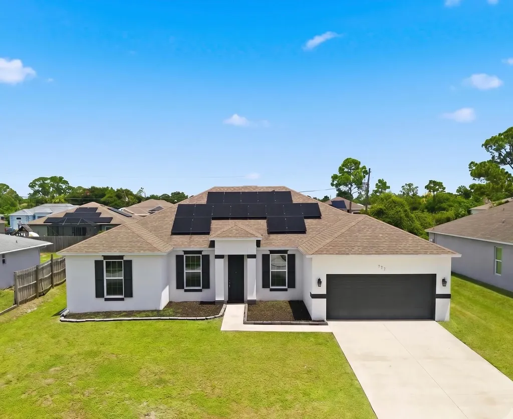 777 Indigo Street SE Palm Bay FL 32909