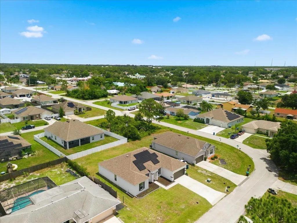 777 Indigo Street SE Palm Bay FL 32909