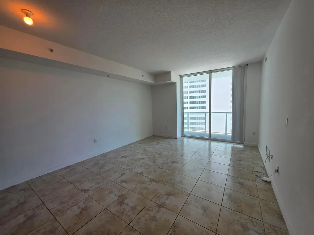 1900 N Bayshore Drive Miami FL 33132