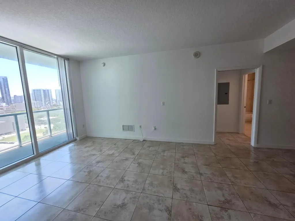 1900 N Bayshore Drive Miami FL 33132