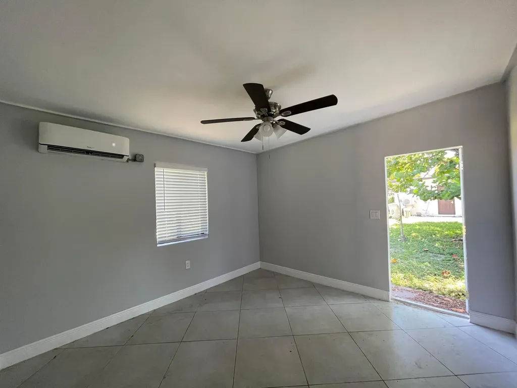 103 NW 7th Avenue Pompano Beach FL 33060