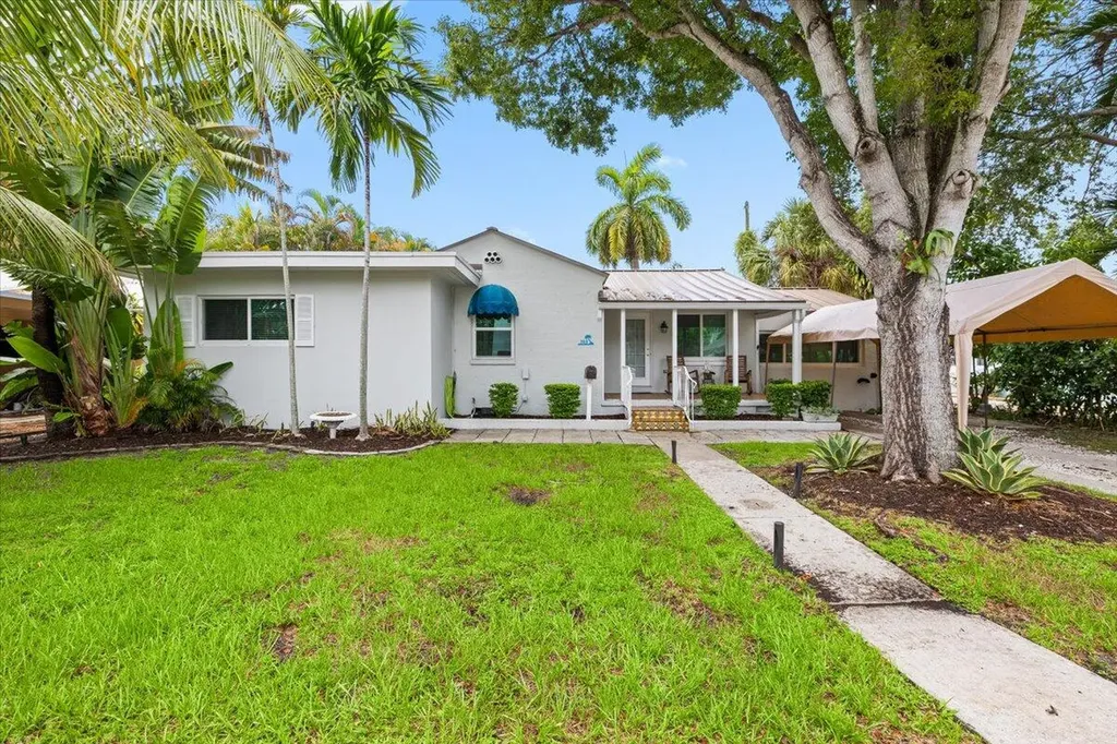 305 NE 14th Avenue Fort Lauderdale FL 33301