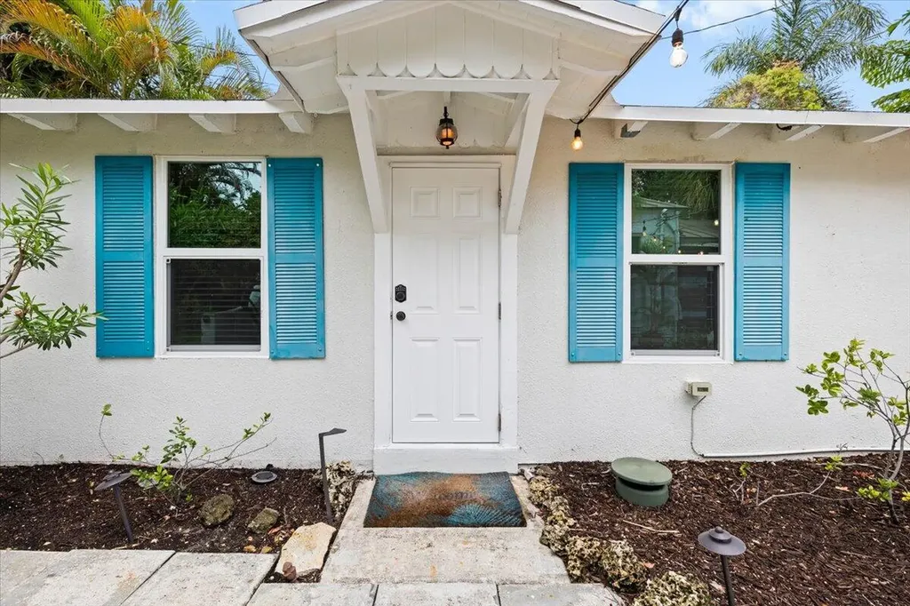 305 NE 14th Avenue Fort Lauderdale FL 33301