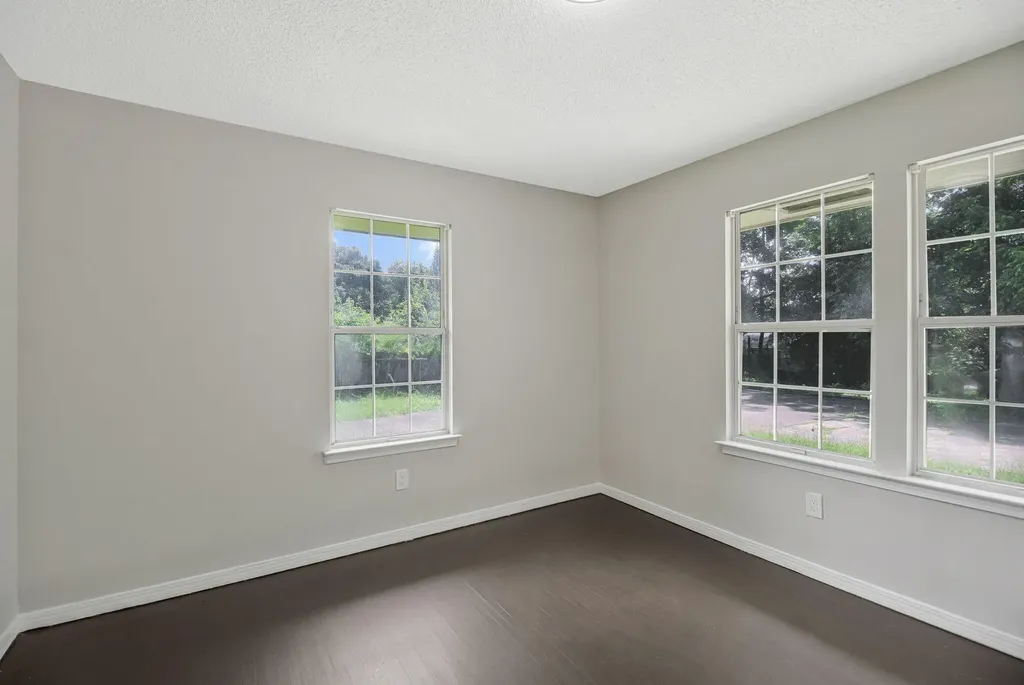 3031 W Jackson Street Pensacola FL 32505