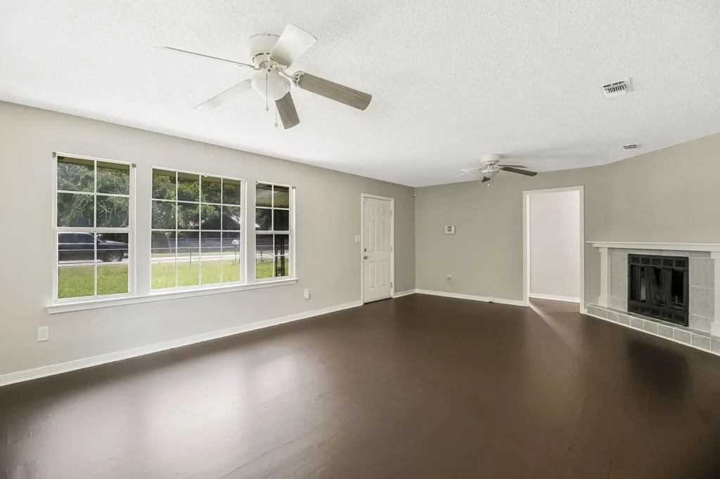 3031 W Jackson Street Pensacola FL 32505