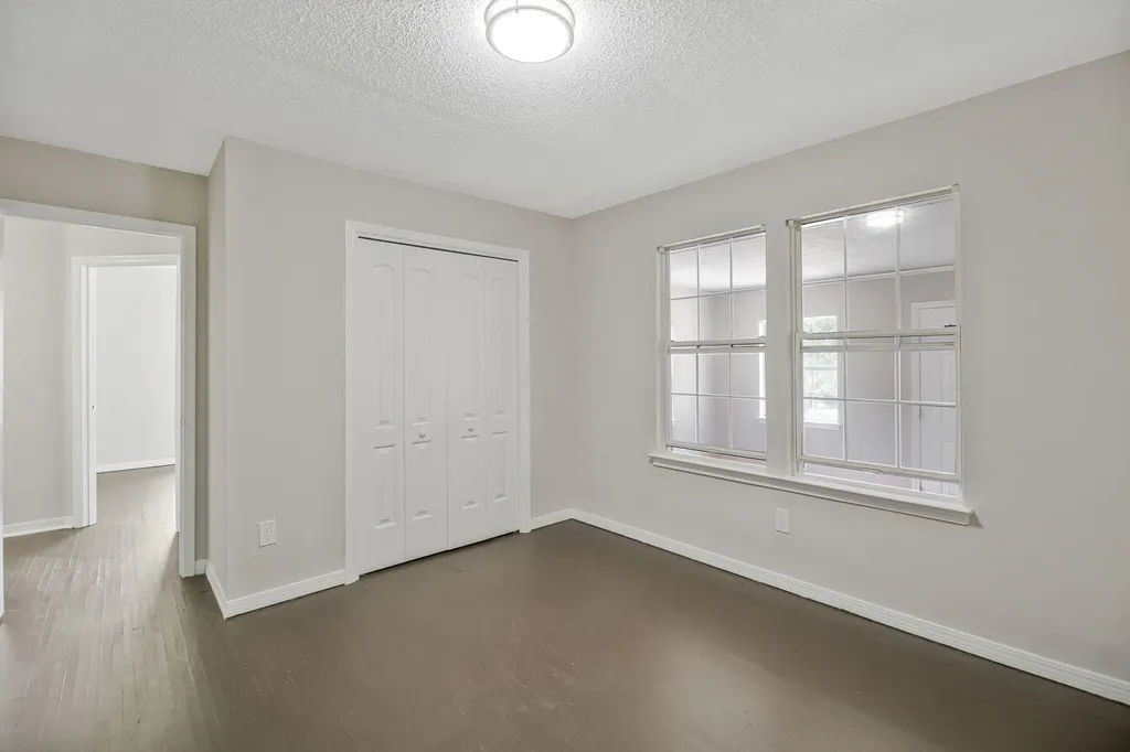 3031 W Jackson Street Pensacola FL 32505