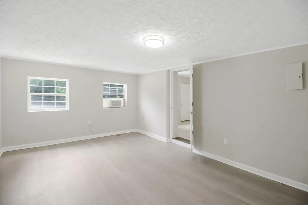 3031 W Jackson Street Pensacola FL 32505