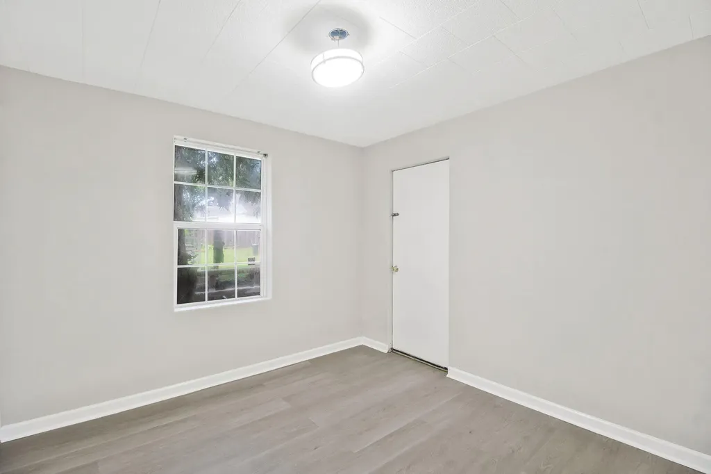 3031 W Jackson Street Pensacola FL 32505
