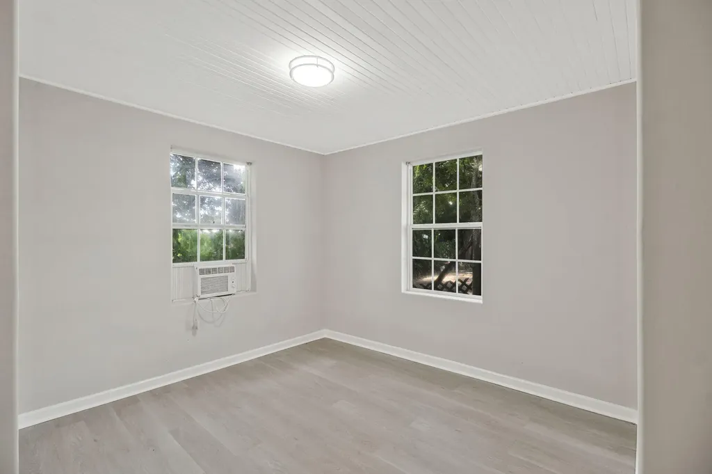 3031 W Jackson Street Pensacola FL 32505