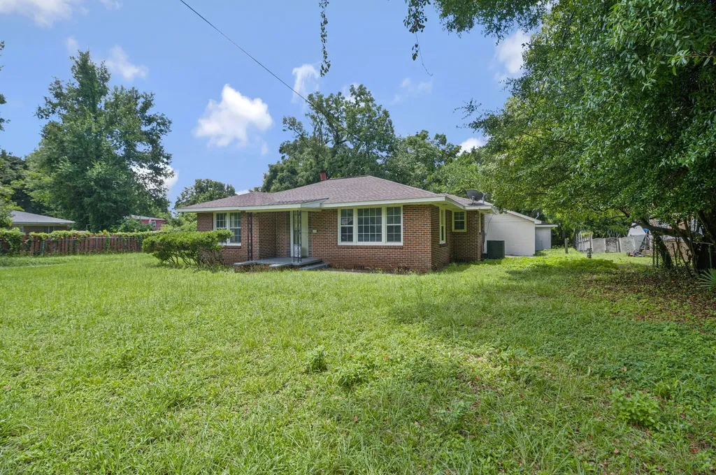 3031 W Jackson Street Pensacola FL 32505