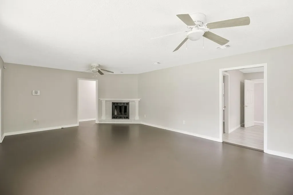 3031 W Jackson Street Pensacola FL 32505