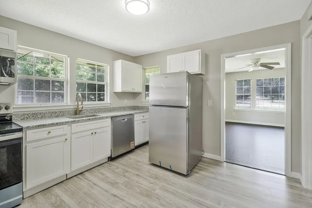 3031 W Jackson Street Pensacola FL 32505