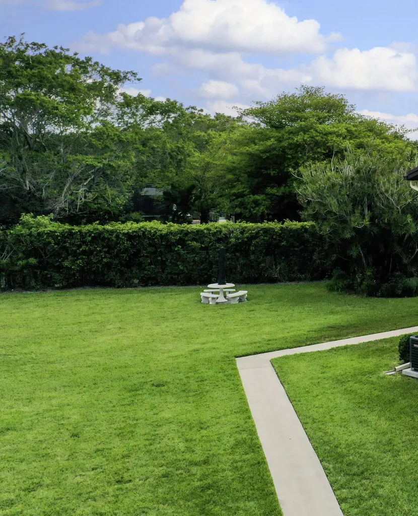 5930 Whispering Pine Way Greenacres FL 33463