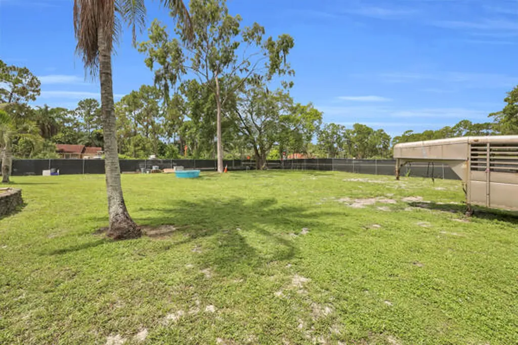 15921 80th Lane N Loxahatchee FL 33470