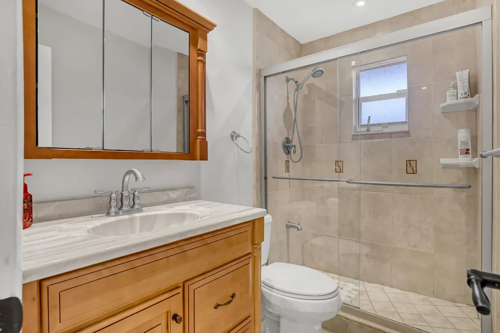 504 Davis Road Palm Springs FL 33461