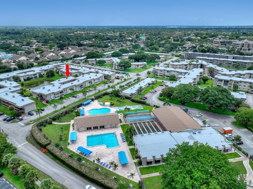 504 Davis Road Palm Springs FL 33461