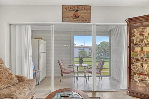 504 Davis Road Palm Springs FL 33461