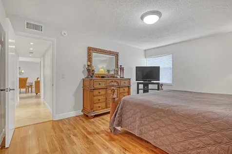 504 Davis Road Palm Springs FL 33461