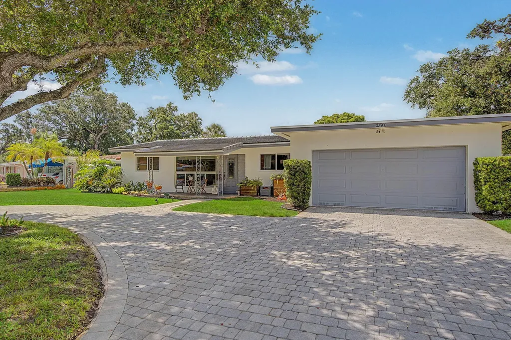 2740 SW 16th Street Fort Lauderdale FL 33312