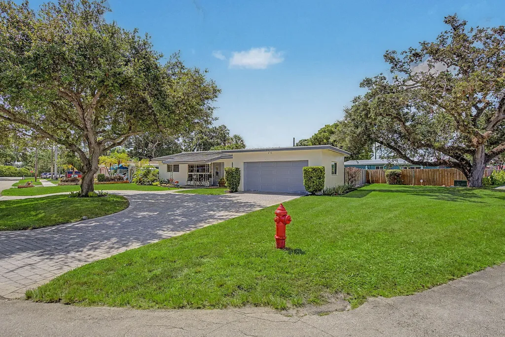 2740 SW 16th Street Fort Lauderdale FL 33312