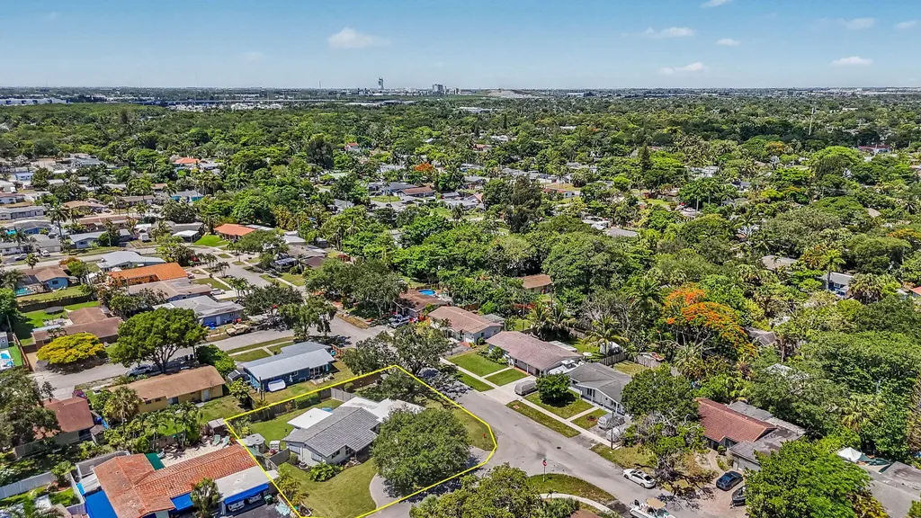 2740 SW 16th Street Fort Lauderdale FL 33312