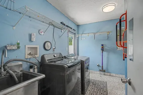 2740 SW 16th Street Fort Lauderdale FL 33312