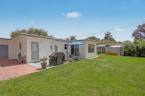 2740 SW 16th Street Fort Lauderdale FL 33312