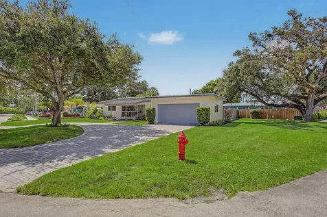2740 SW 16th Street Fort Lauderdale FL 33312