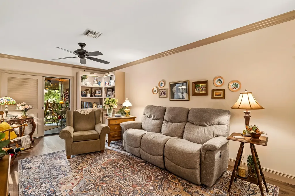 9533 NW 2nd Place Coral Springs FL 33071