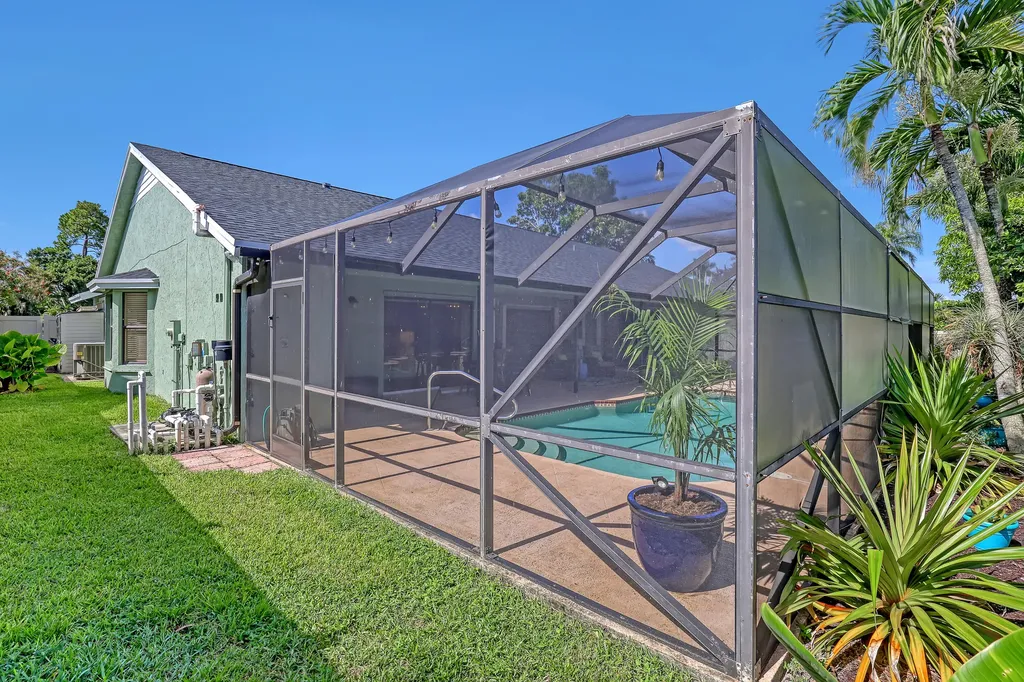13785 Exotica Lane Wellington FL 33414