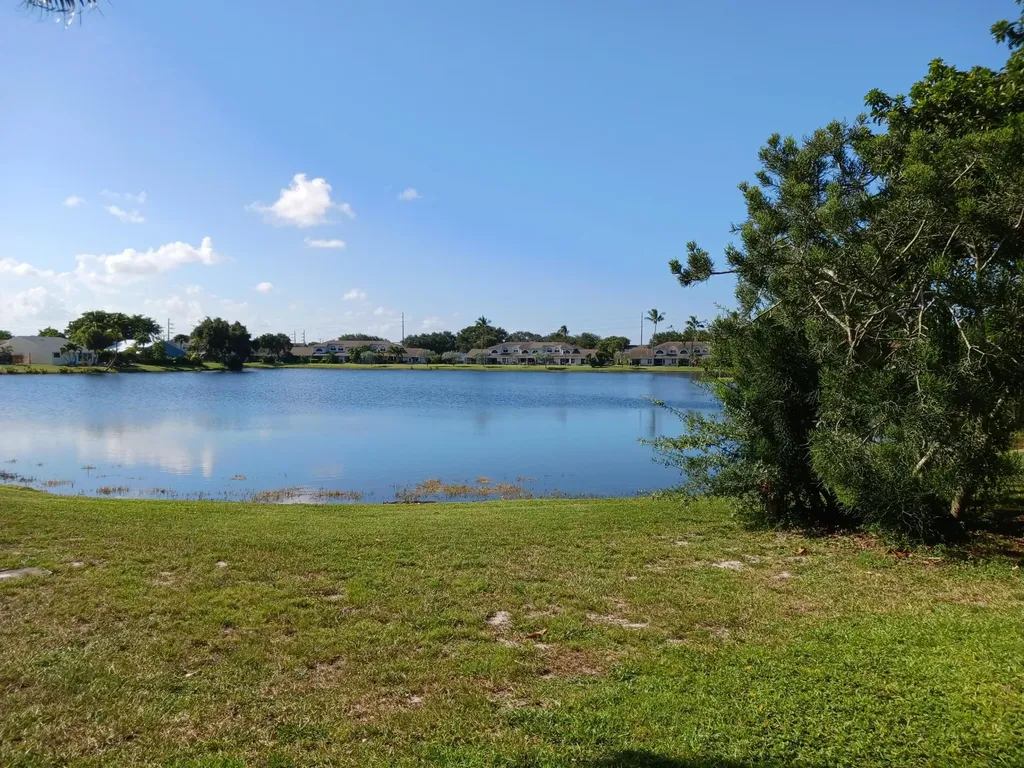48 Buxton Lane Boynton Beach FL 33426