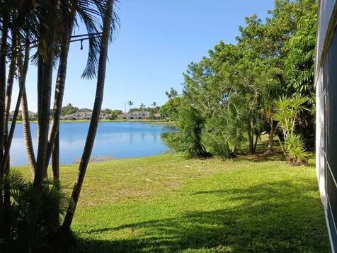48 Buxton Lane Boynton Beach FL 33426