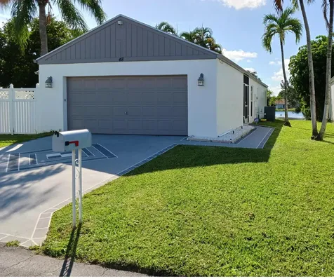 48 Buxton Lane Boynton Beach FL 33426