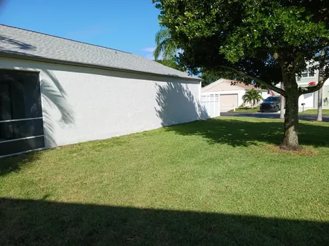 48 Buxton Lane Boynton Beach FL 33426