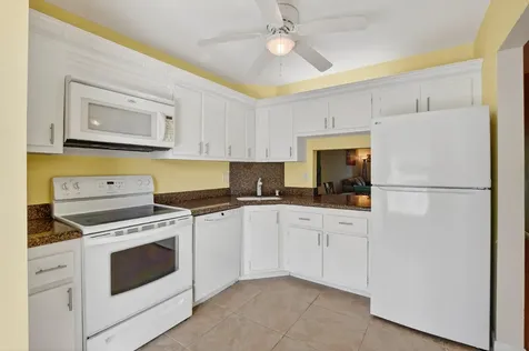265 SE 10th Street Deerfield Beach FL 33441